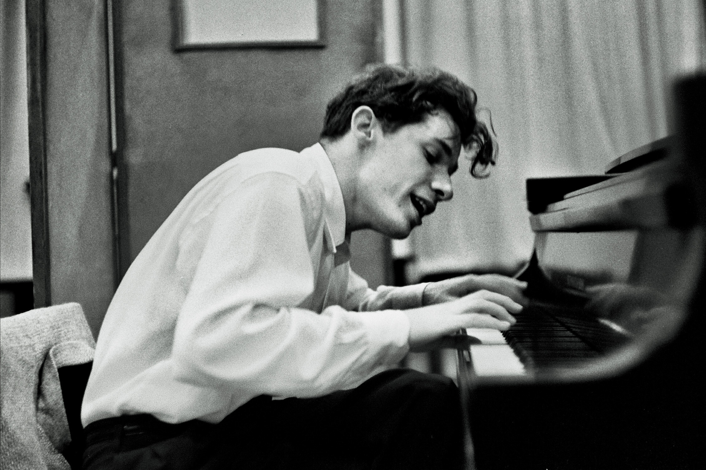 Glenn Gould at the piano.